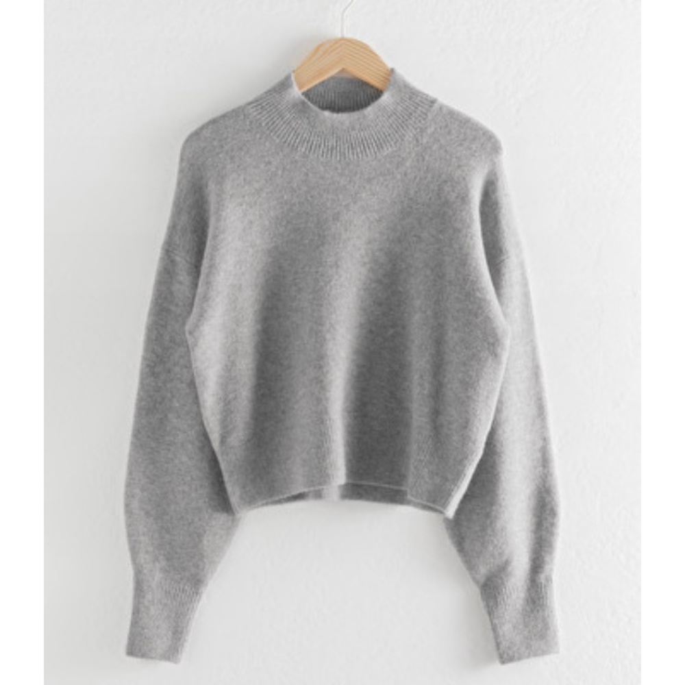 🌬&Other Stories Mock Neck Sweater 🌬